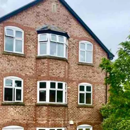 1 Bed Prestwich Duplex Free Parking-2
